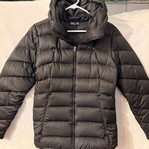 Nearly new Pategonia puffer coat.